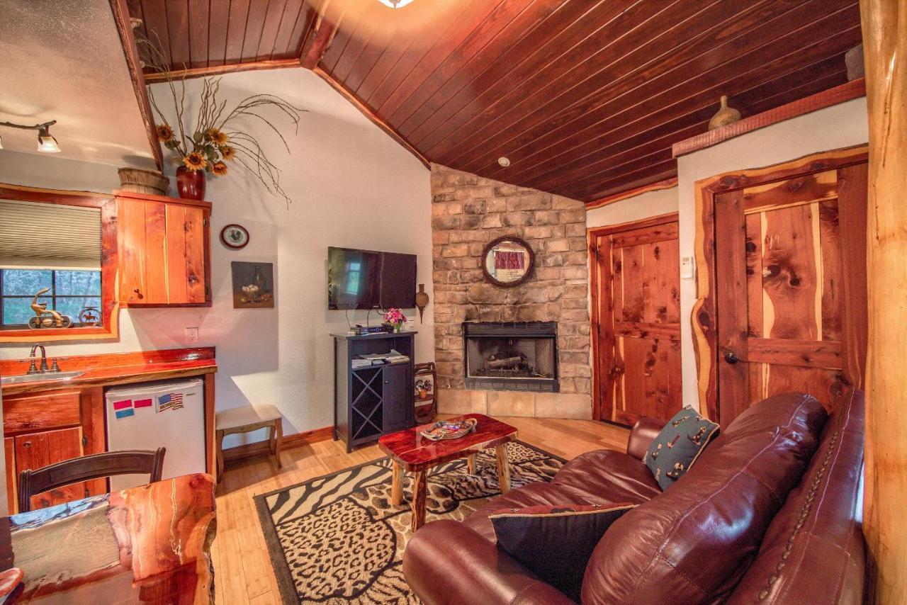 フレデリックスバーグ Cedar Bliss Cabinヴィラ エクステリア 写真