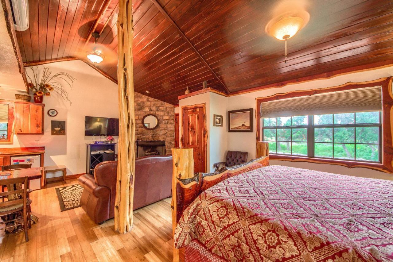 フレデリックスバーグ Cedar Bliss Cabinヴィラ エクステリア 写真